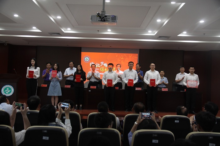 IMG_9891.JPG IMG_9891.JPG