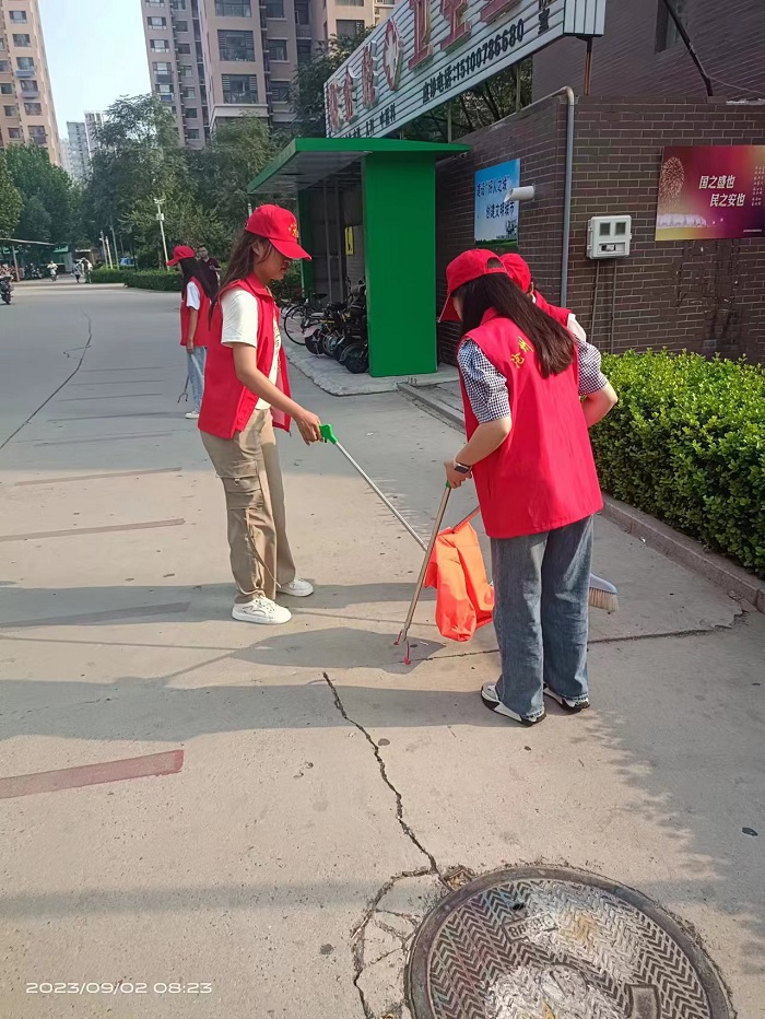 9月2日威客电竞(vk·game)·电子竞技赛事官网,在凤凰城A区开展志愿服务活动 (3).jpg